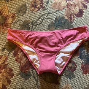 Shade and Shore Bikini Bottom- sexy scrunched bottom- size medium
